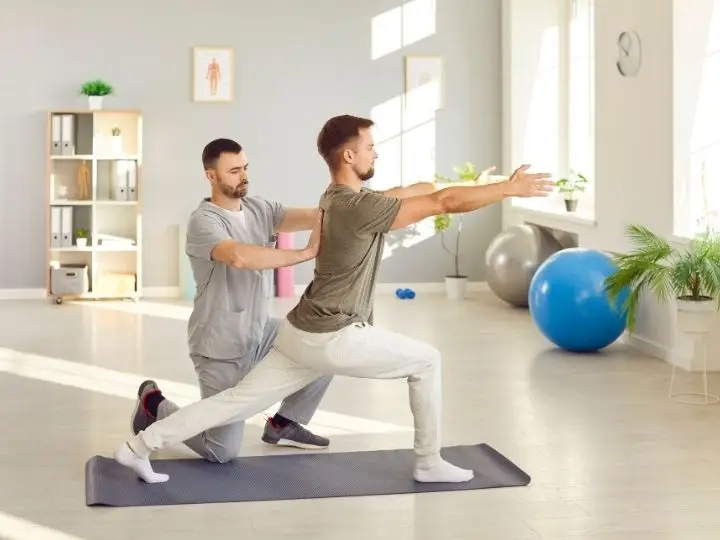 Effective Sports Physiotherapy Treatment for Injury Recovery